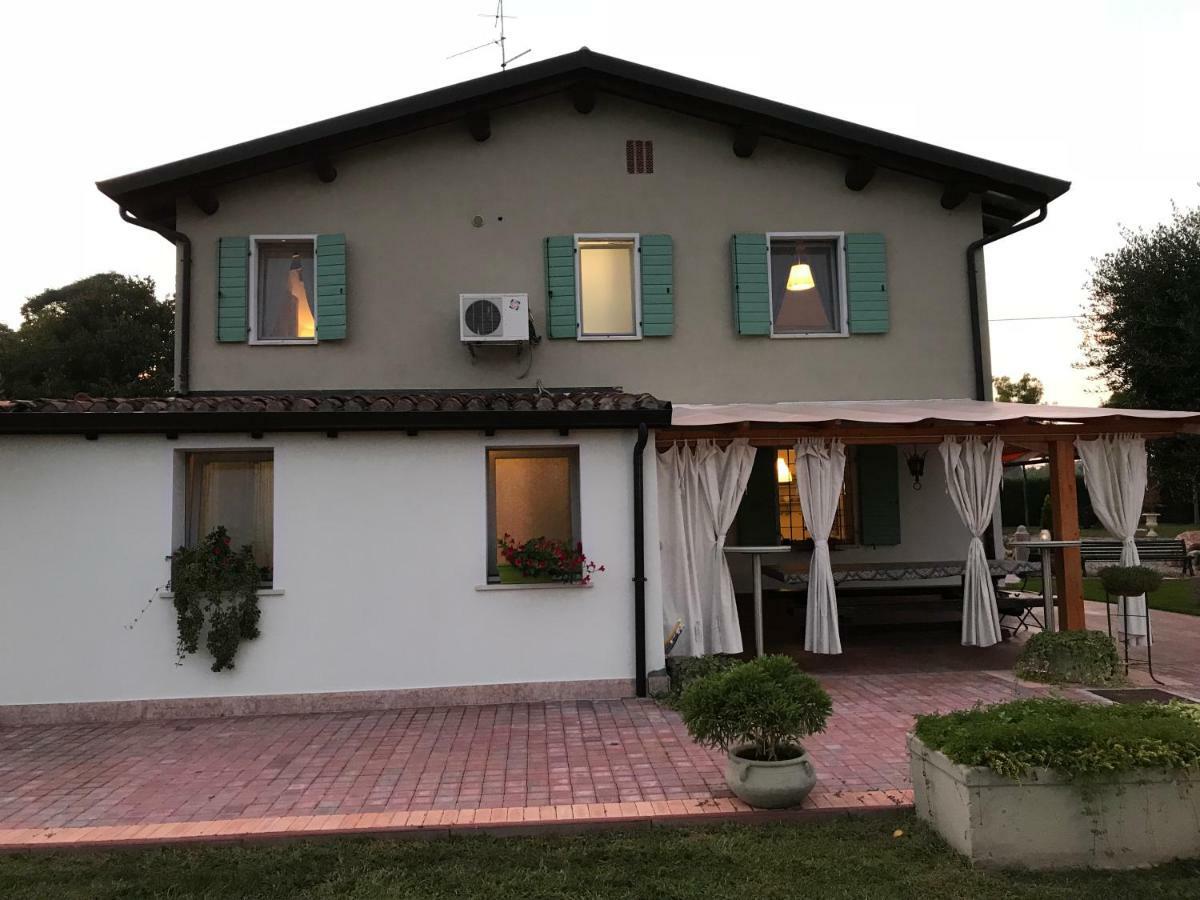 Appartamento "Casa Vacanze Corte Ara Decima" Sona Kültér fotó