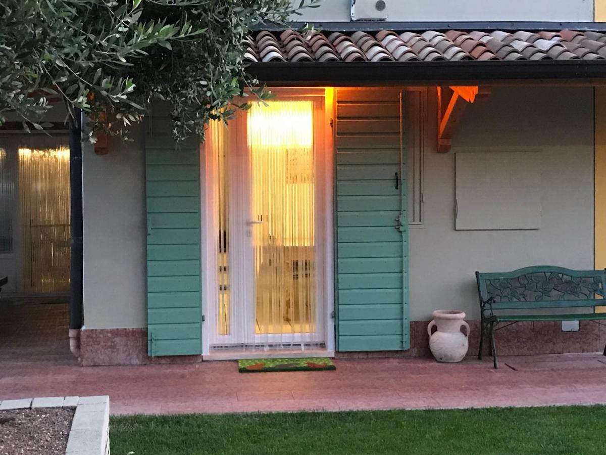 Appartamento "Casa Vacanze Corte Ara Decima" Sona Kültér fotó