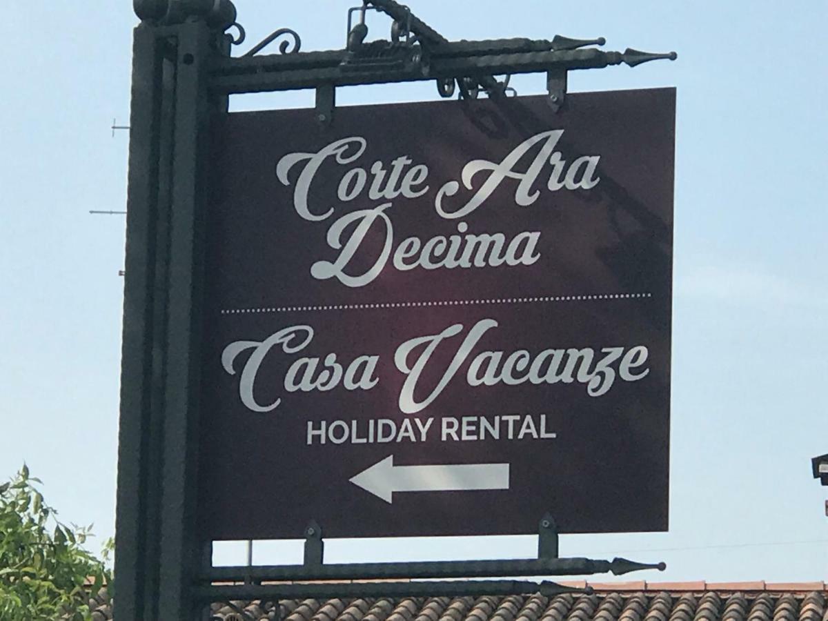 Appartamento "Casa Vacanze Corte Ara Decima" Sona Kültér fotó